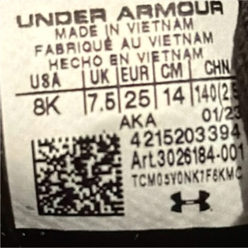 Under Armour new authentic